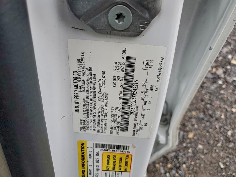 Фото 12 - FORD FUSION