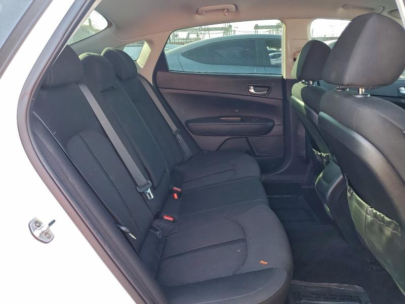 Фото 10 - KIA OPTIMA