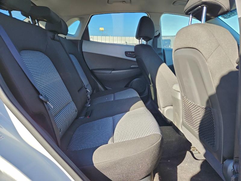 Фото 11 - HYUNDAI KONA