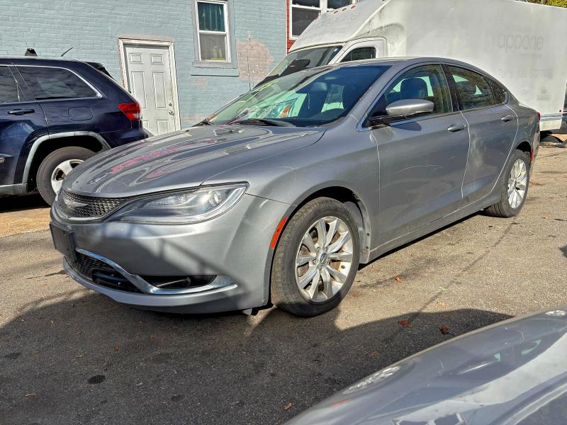 Фото 2 - CHRYSLER 200