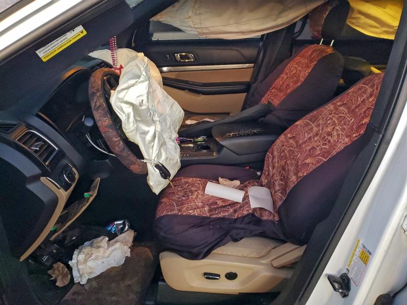 Фото 7 - FORD EXPLORER