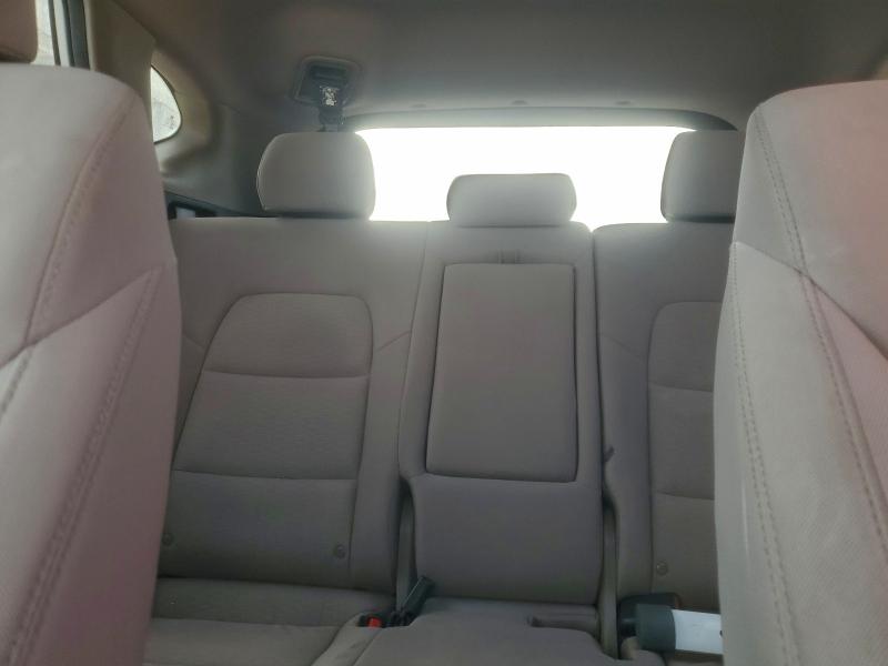 Фото 10 - HYUNDAI TUCSON