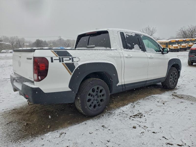 Фото 3 - HONDA RIDGELINE