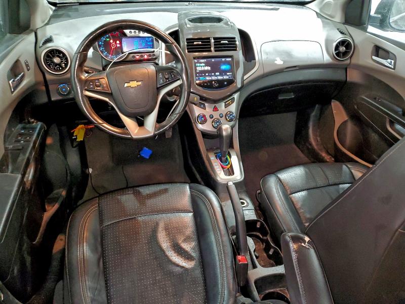 Фото 8 - CHEVROLET SONIC