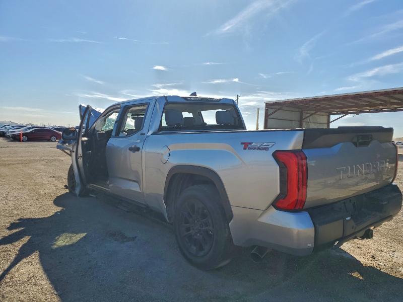 Фото 2 - TOYOTA TUNDRA