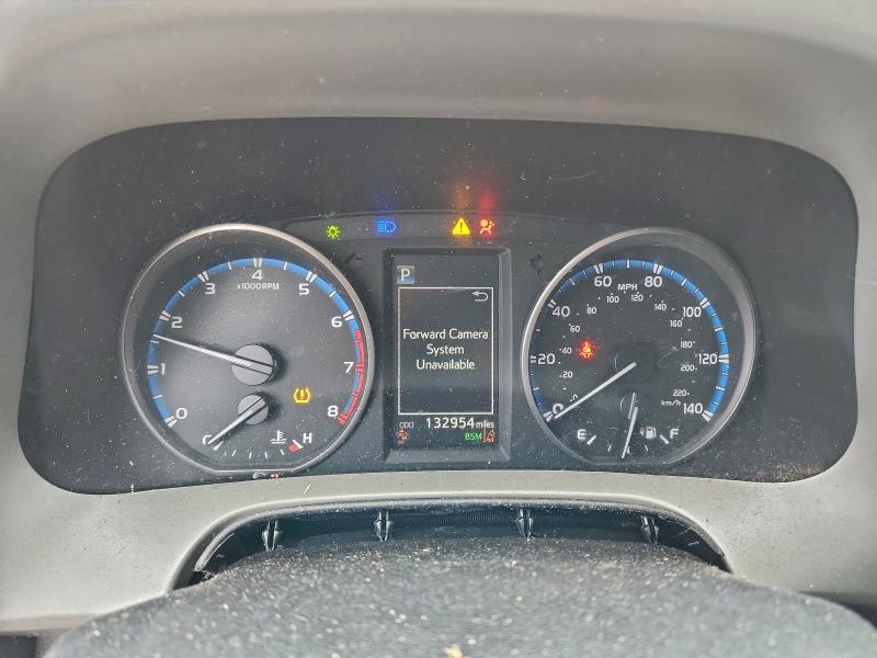 Фото 9 - TOYOTA RAV4