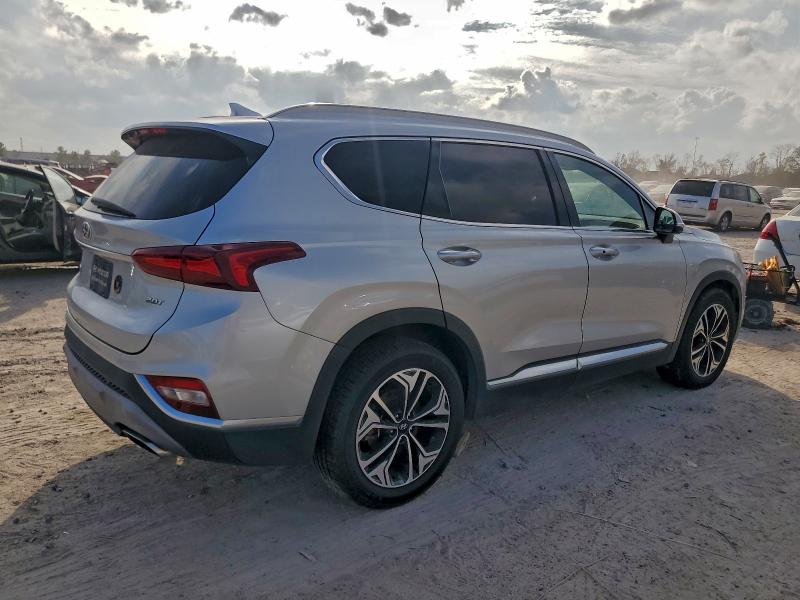 Фото 3 - HYUNDAI SANTA FE