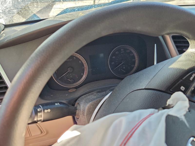 Фото 9 - HYUNDAI TUCSON