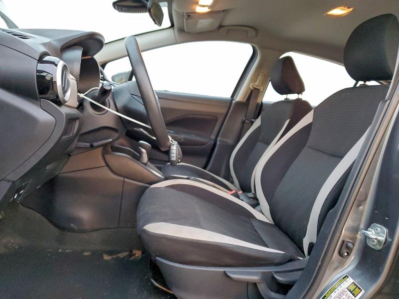 Фото 7 - NISSAN VERSA