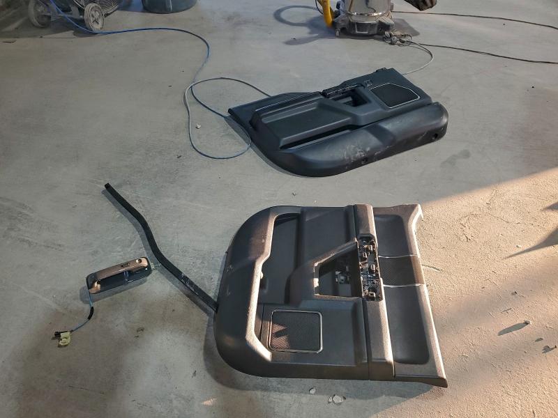 Фото 12 - FORD F150