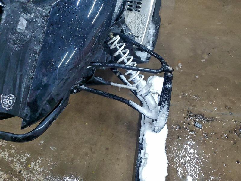 ARCTIC-CAT IC CAT F11 2012