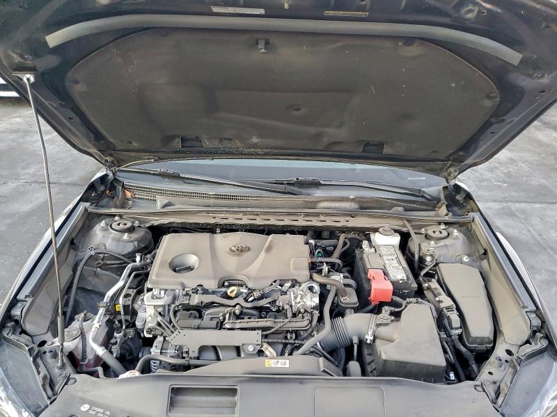 Фото 11 - TOYOTA CAMRY