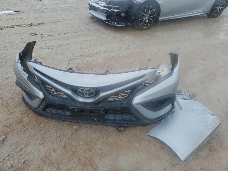 Фото 12 - TOYOTA CAMRY