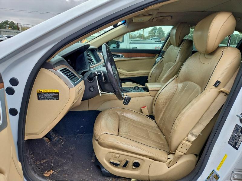 Фото 7 - HYUNDAI GENESIS