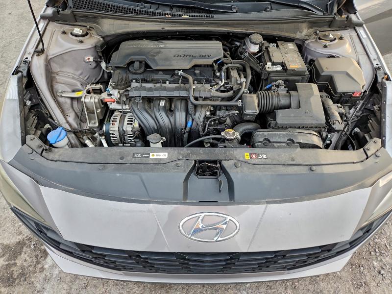 Фото 11 - HYUNDAI ELANTRA