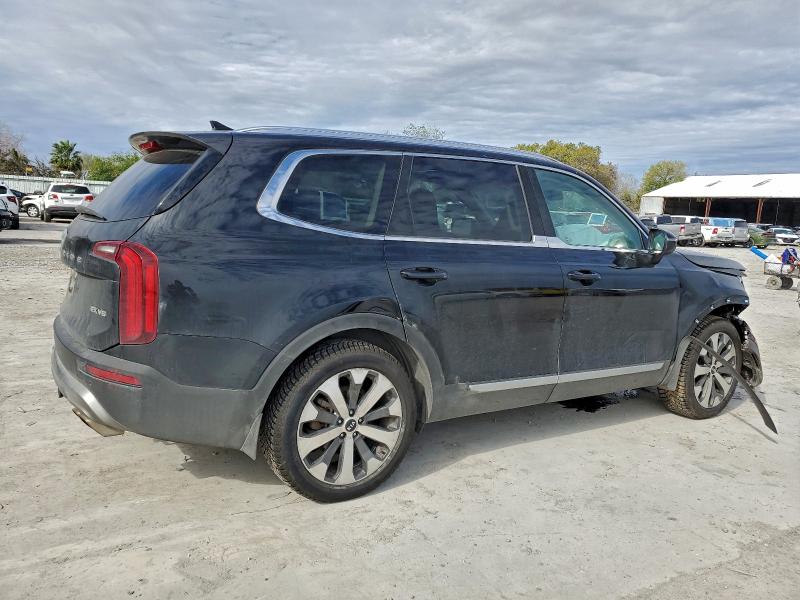 Фото 3 - KIA TELLURIDE