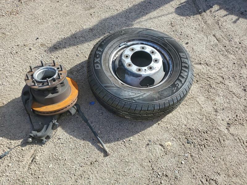 Фото 12 - GMC SIERRA