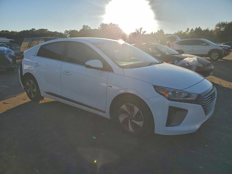 Фото 4 - HYUNDAI IONIQ