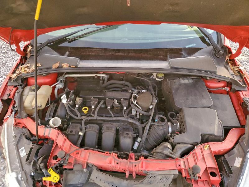 Фото 11 - FORD FOCUS