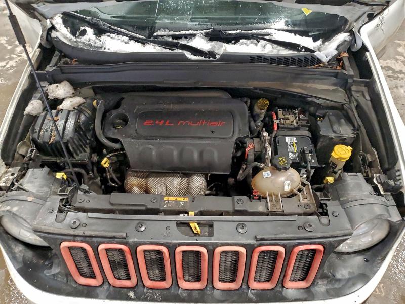 Фото 12 - JEEP RENEGADE