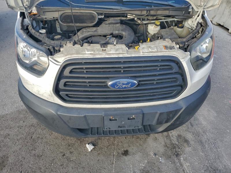 Фото 12 - FORD TRANSIT