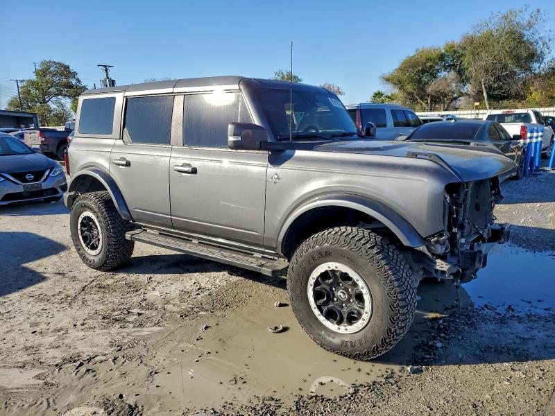 Фото 4 - FORD BRONCO