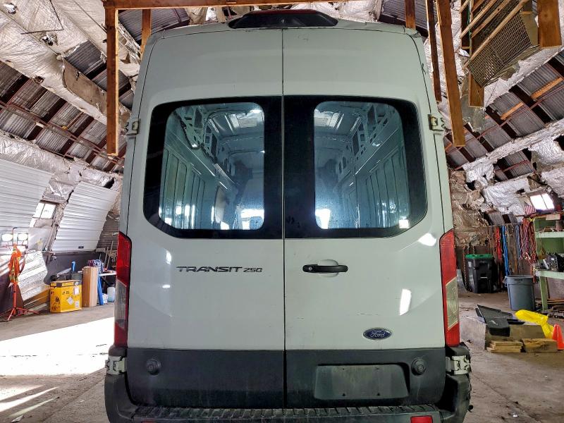 Фото 10 - FORD TRANSIT