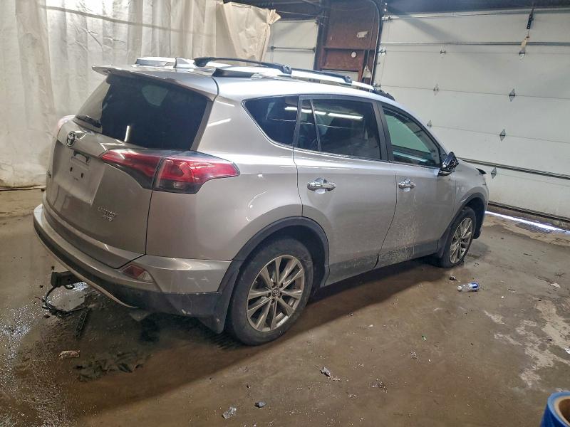 Фото 3 - TOYOTA RAV4