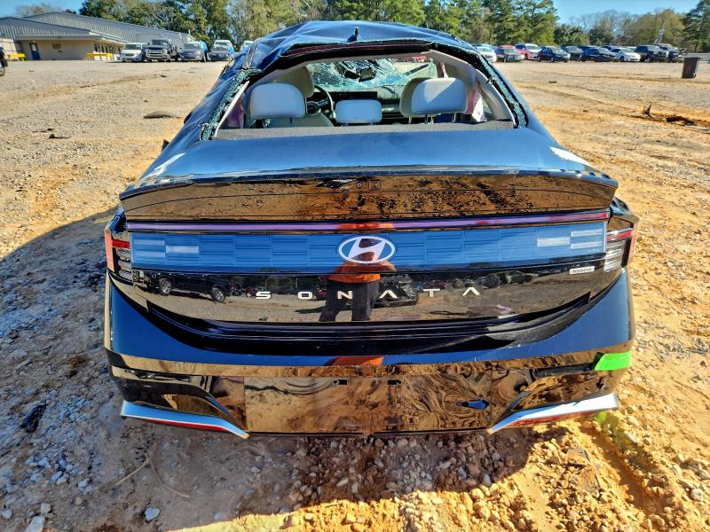 Фото 6 - HYUNDAI SONATA