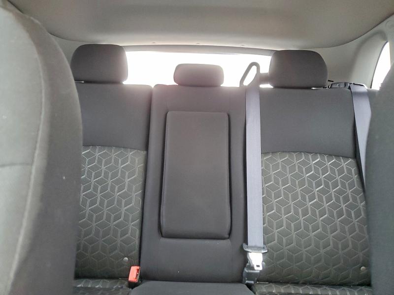 Фото 10 - MITSUBISHI OUTLANDER