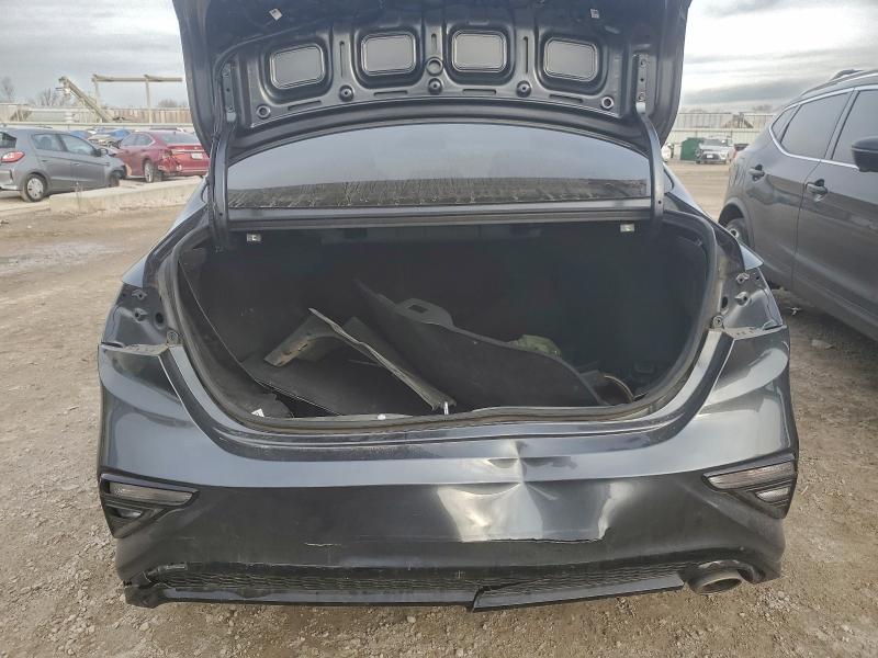 Фото 6 - KIA FORTE