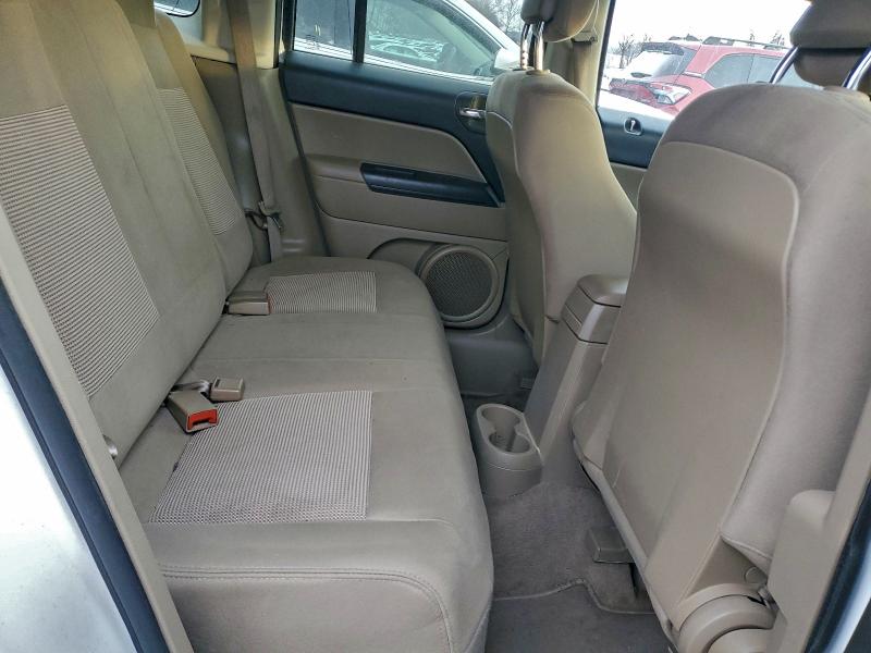 Фото 11 - JEEP PATRIOT