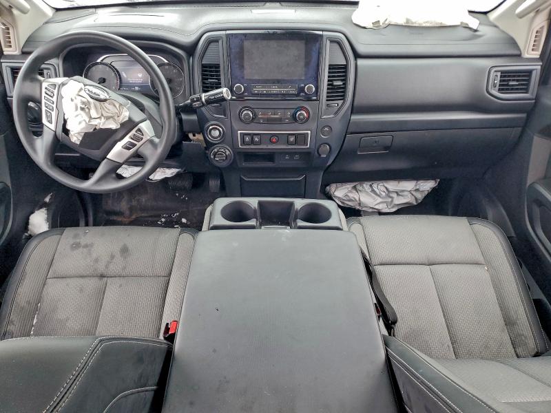 Фото 8 - NISSAN TITAN