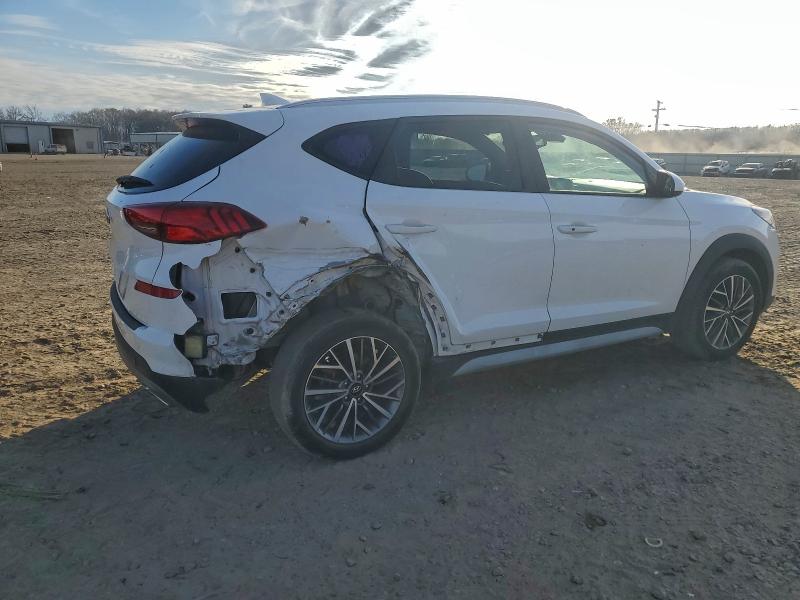 Фото 3 - HYUNDAI TUCSON