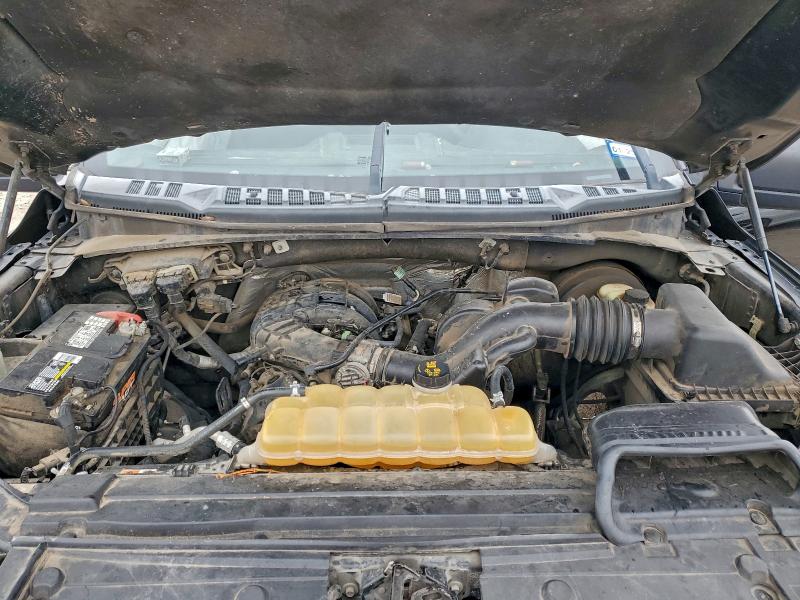 Фото 11 - FORD F-150