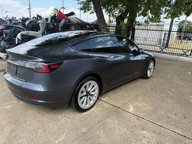 Фото 4 - TESLA MODEL 3