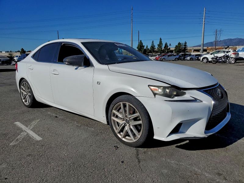 Фото 4 - LEXUS IS