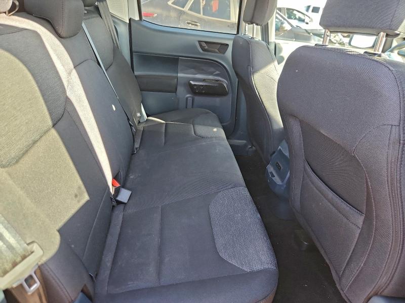 Фото 10 - FORD MAVERICK