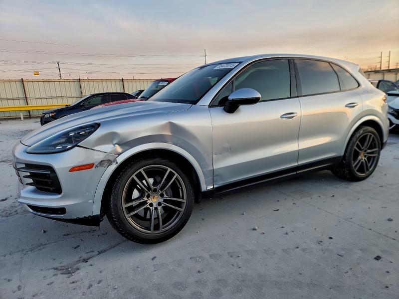 Фото 1 - PORSCHE CAYENNE