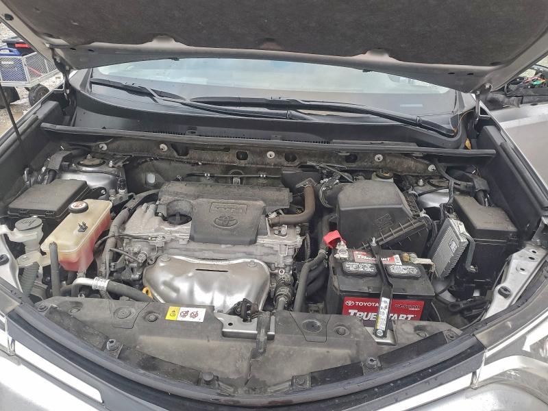 Фото 12 - TOYOTA RAV4