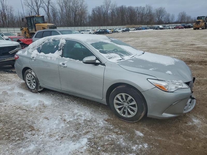 Фото 4 - TOYOTA CAMRY