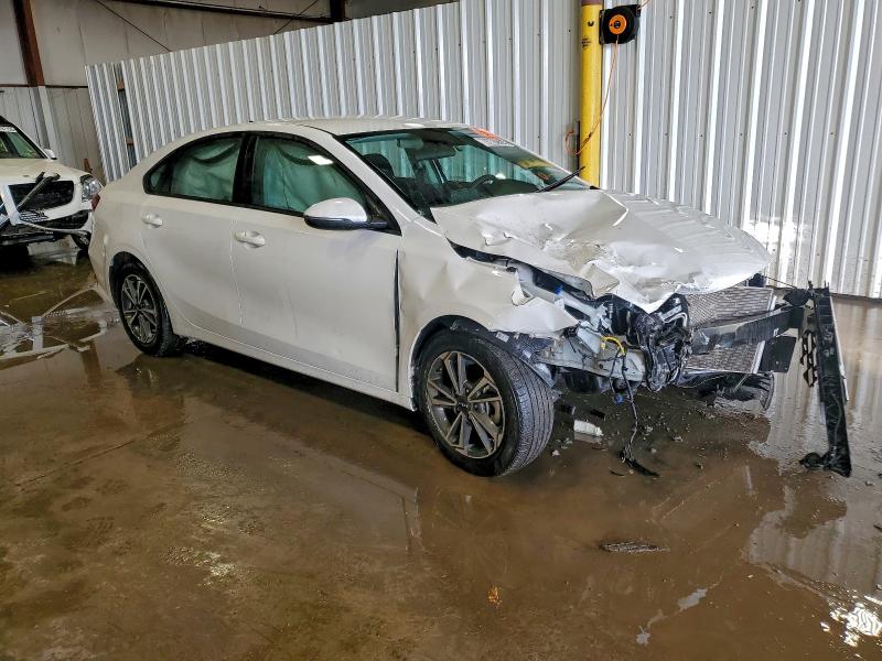 Фото 4 - KIA FORTE