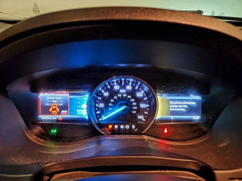 Фото 9 - FORD EXPLORER