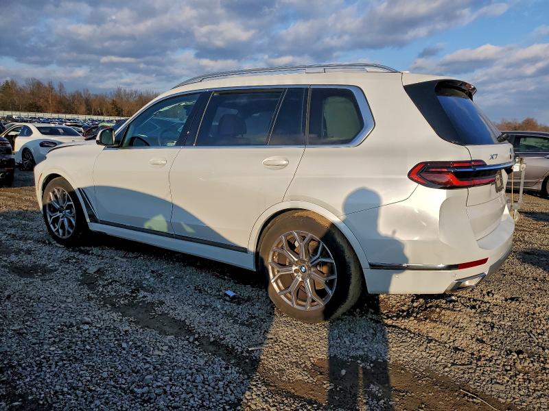 Фото 2 - BMW X7