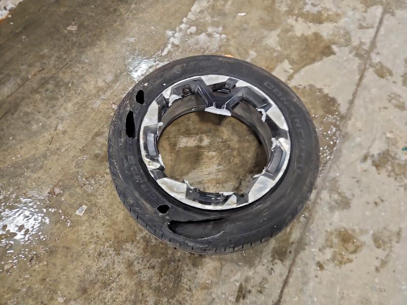 Фото 13 - KIA SORENTO