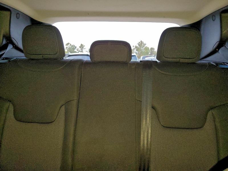 Фото 10 - JEEP RENEGADE