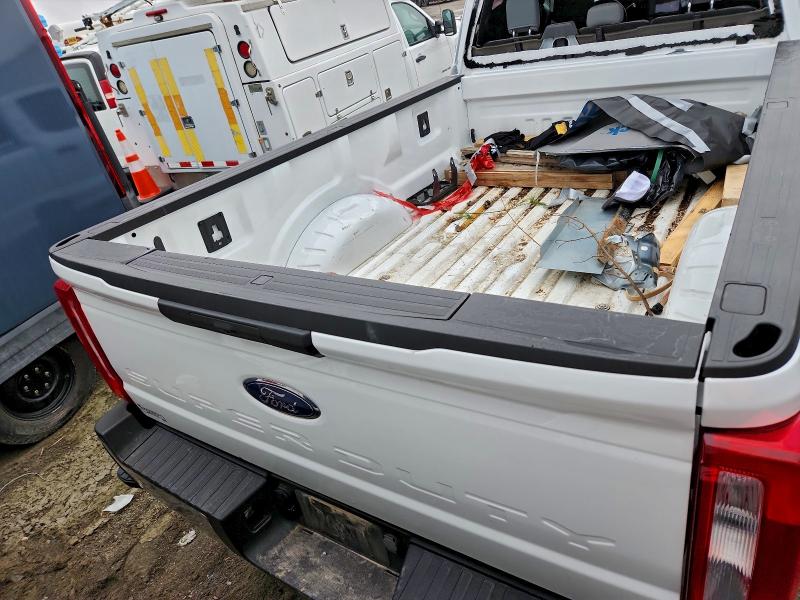 Фото 10 - FORD F350