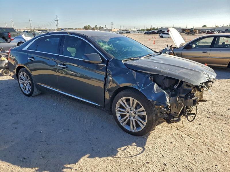 Фото 4 - CADILLAC XTS