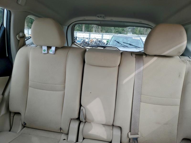 Фото 10 - NISSAN ROGUE