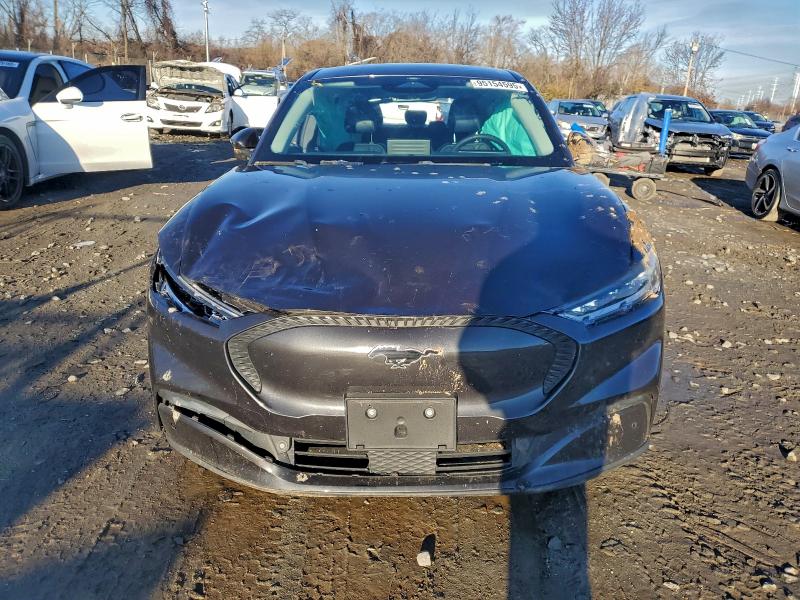 Фото 5 - FORD MUSTANG